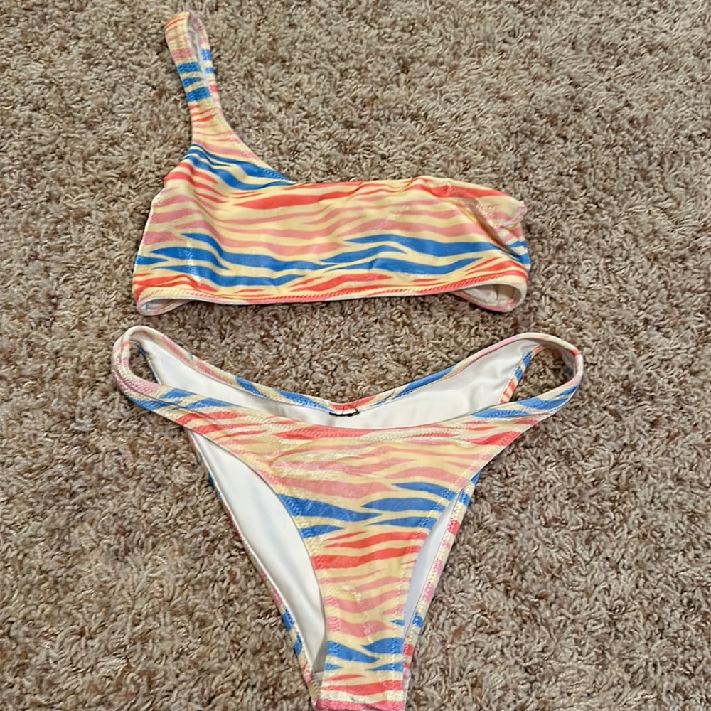Triangl bikini